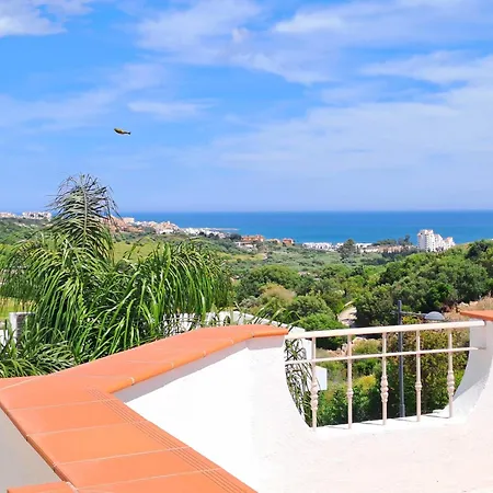 Noctua 035 Valle 035 וילה אסטפונה